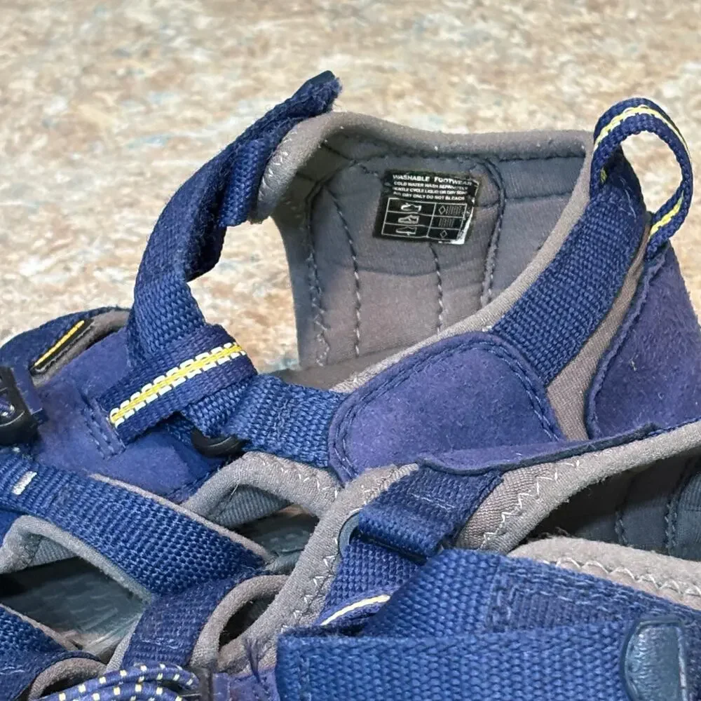 KEEN Boys Children's Newport H2 Outdoor Water Hiking Outdoors Sandals Size